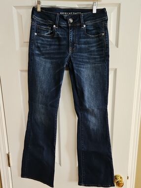 American Eagle Outfitters Kick Boot Jeans Size 6 Short Women's NWOT